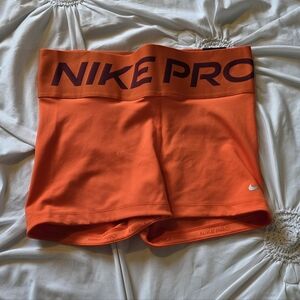 NWT Nike Pro tight fit high rise training shorts XL